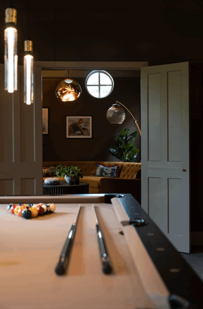 ganes-room-interior